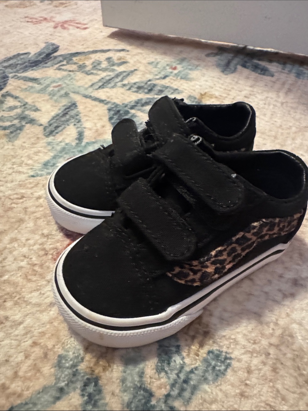 Vans Kids Black Sneakers with Leopard Stripe